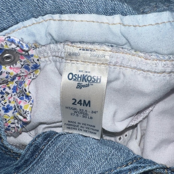 OshKosh B'gosh Denim jumper dress with Floral eyelet stripe 24m - Picture 2 of 3